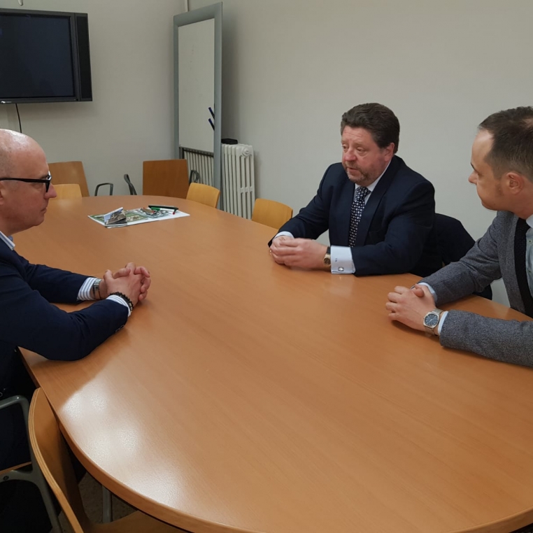 PHOTO-2019-03-13-08-07-07